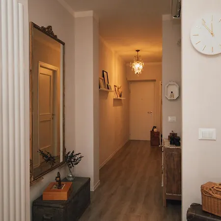 Rossanella's Apartment *
